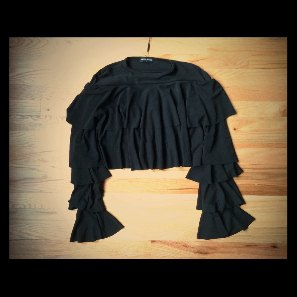 Ruffled top